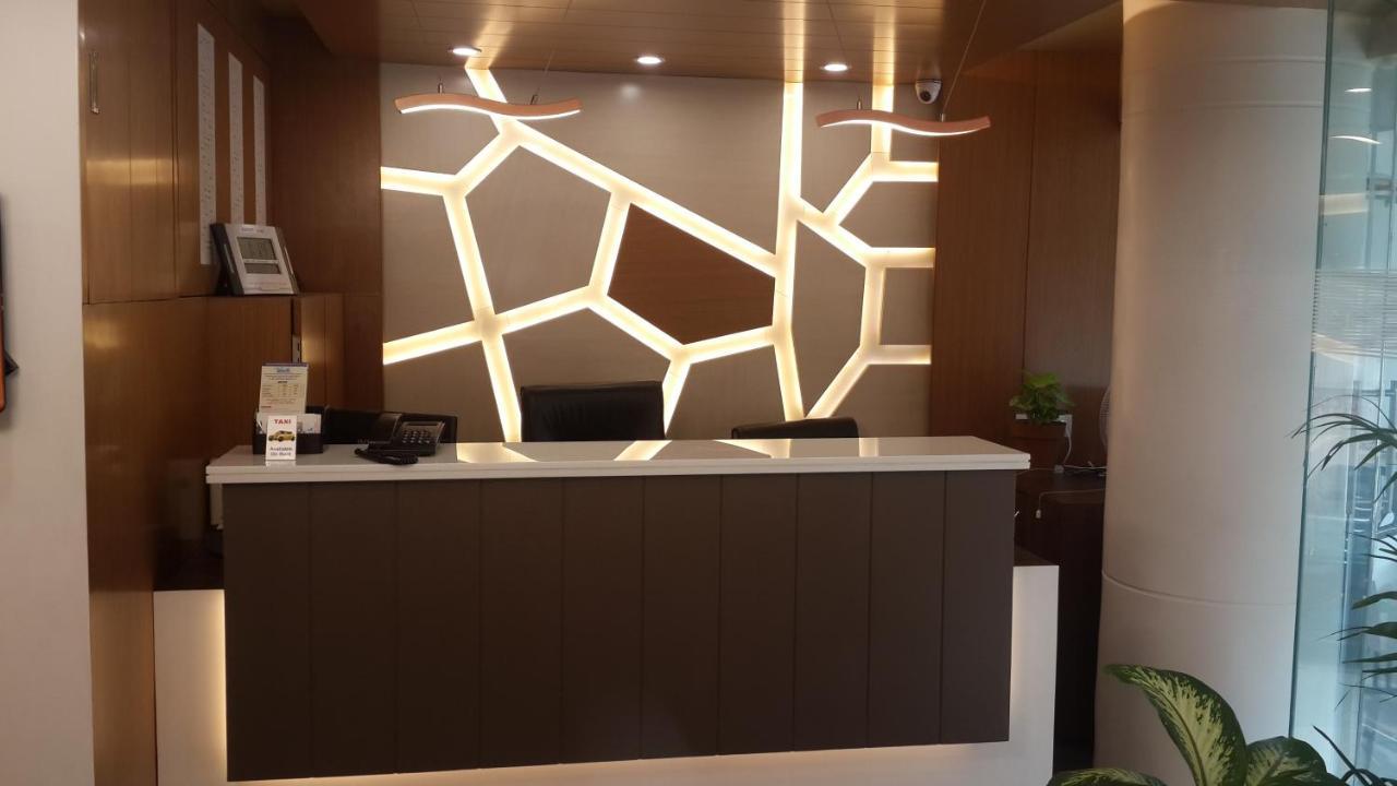 Hotel Bhagyoday Limodara ภายนอก รูปภาพ