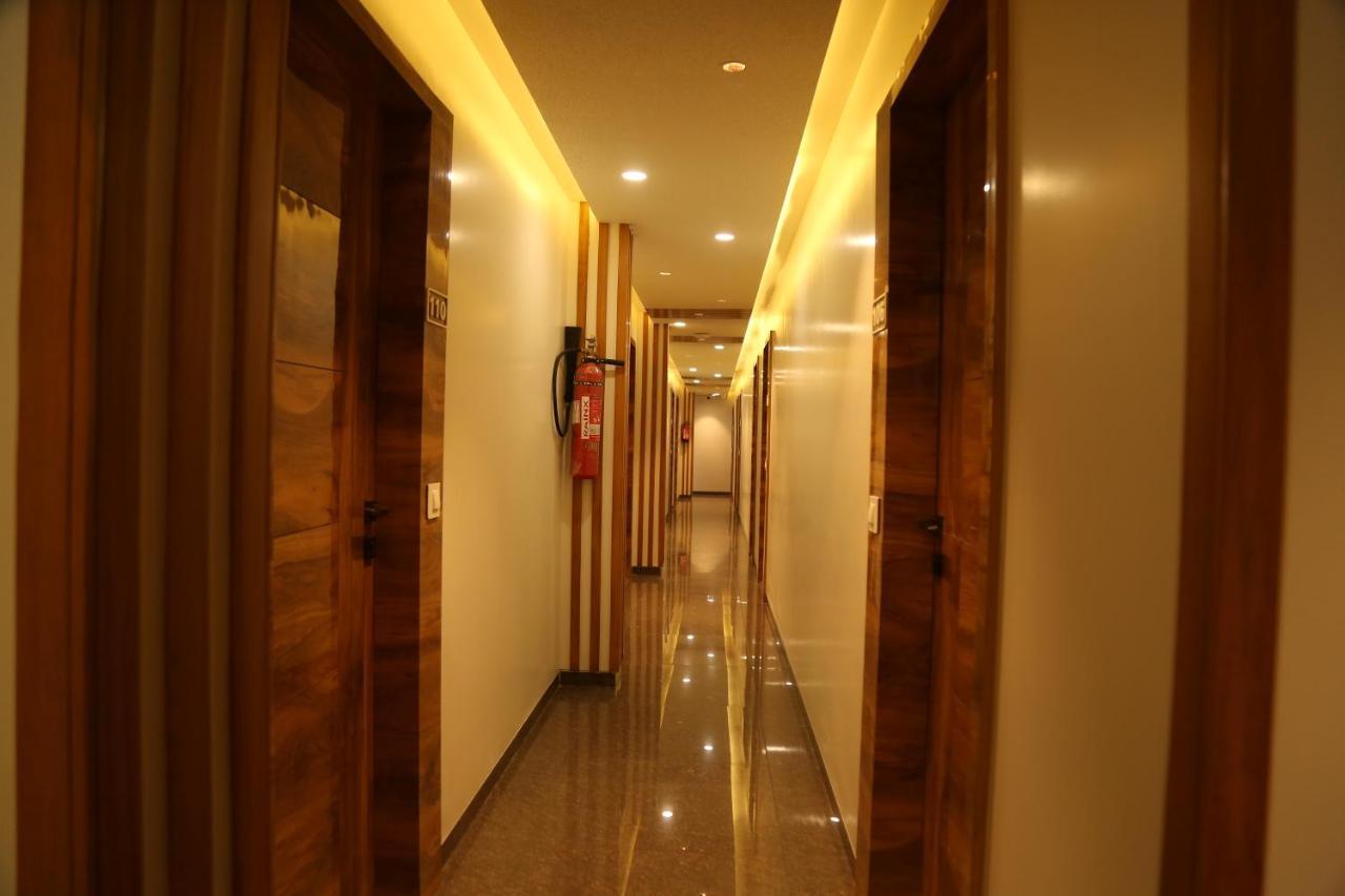 Hotel Bhagyoday Limodara ภายนอก รูปภาพ